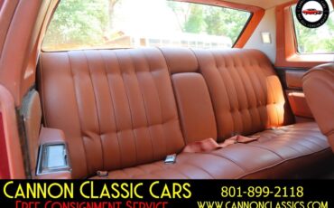 Cadillac-DeVille-1977-36