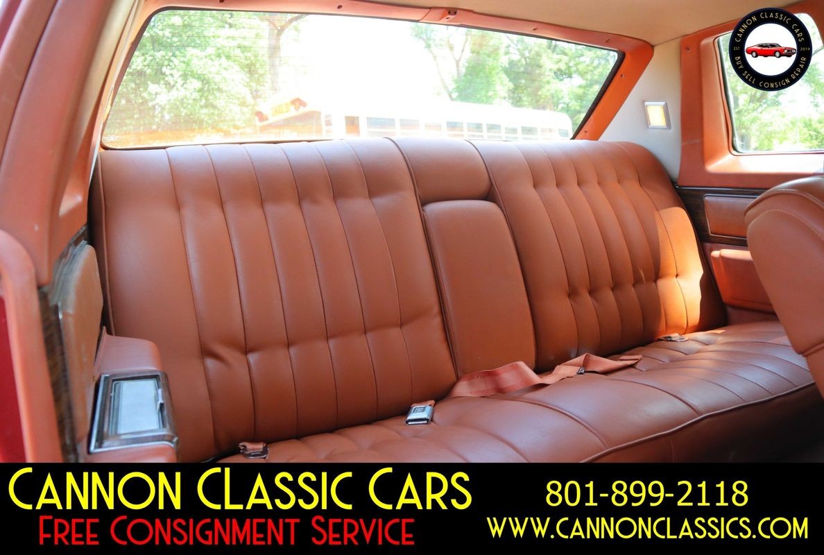Cadillac-DeVille-1977-36