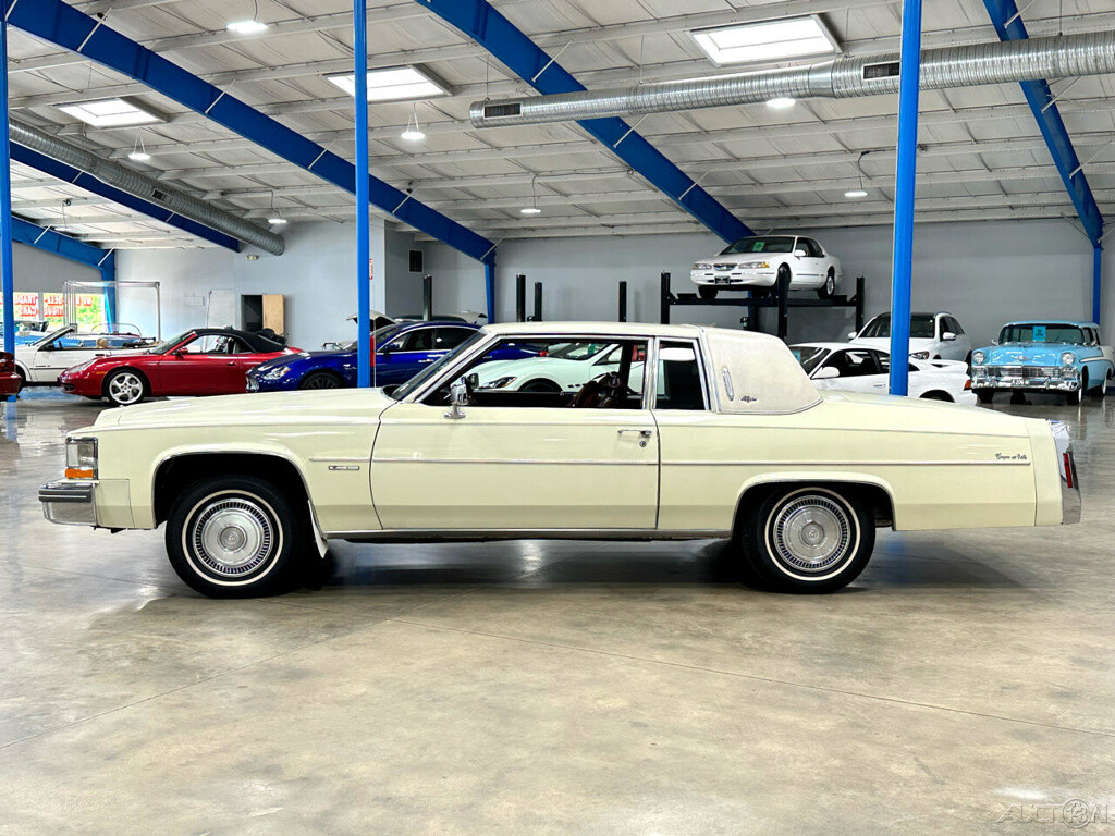 Cadillac-DeVille-1981-Coupe-3