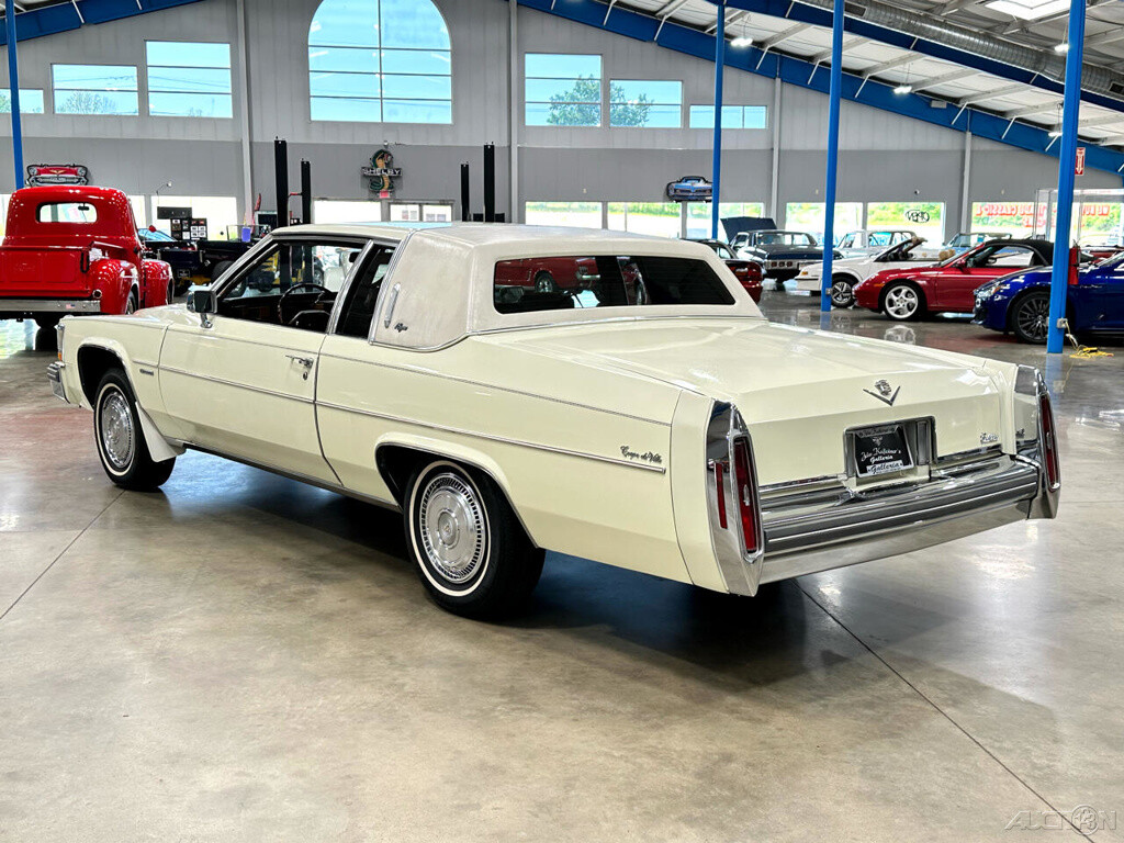 Cadillac-DeVille-1981-Coupe-4