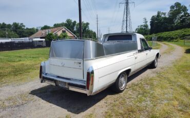 Cadillac-DeVille-1985-Sedan-2