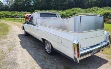 Cadillac-DeVille-1985-Sedan-3