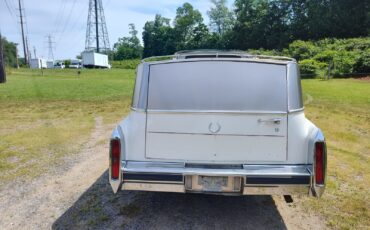 Cadillac-DeVille-1985-Sedan-7