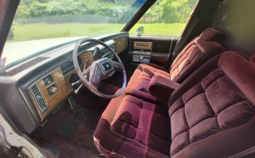 Cadillac-DeVille-1985-Sedan-9