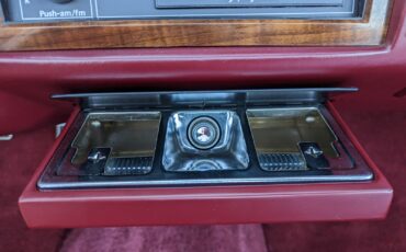 Cadillac-DeVille-1988-Coupe-23