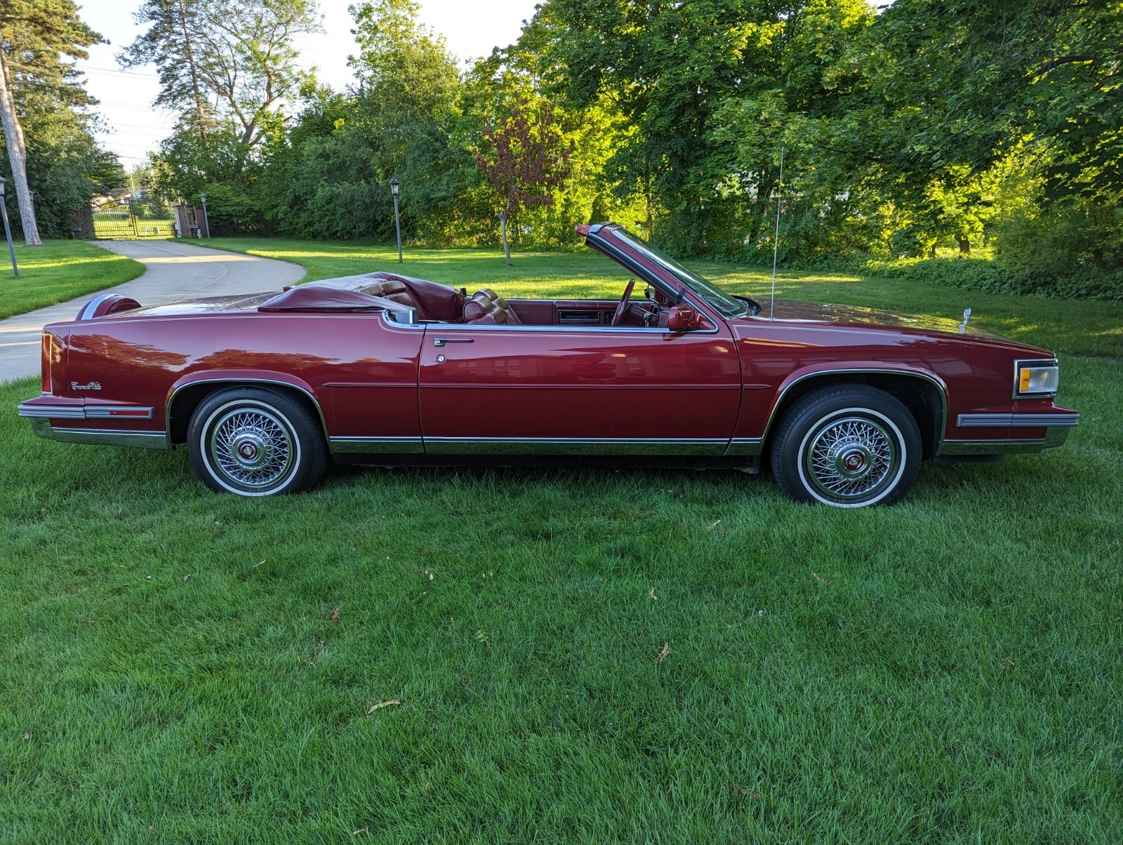 Cadillac-DeVille-1988-Coupe-5