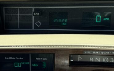 Cadillac-DeVille-1993-Sedan-25