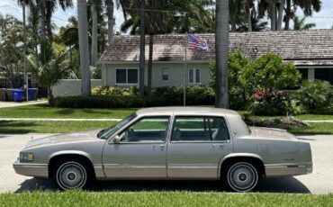 Cadillac-DeVille-1993-Sedan-6