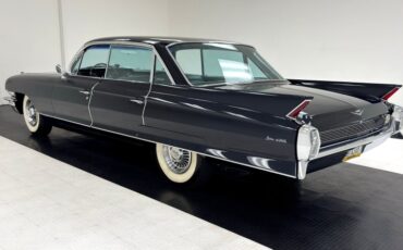 Cadillac-Deville-1962-Somerset-Blue-Metall-Gray-10