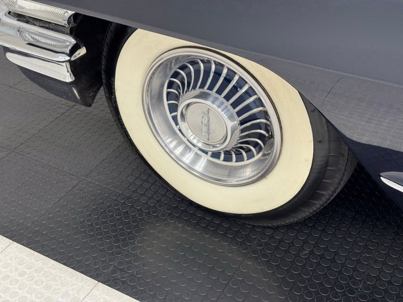 Cadillac-Deville-1962-Somerset-Blue-Metall-Gray-19