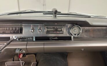 Cadillac-Deville-1962-Somerset-Blue-Metall-Gray-2