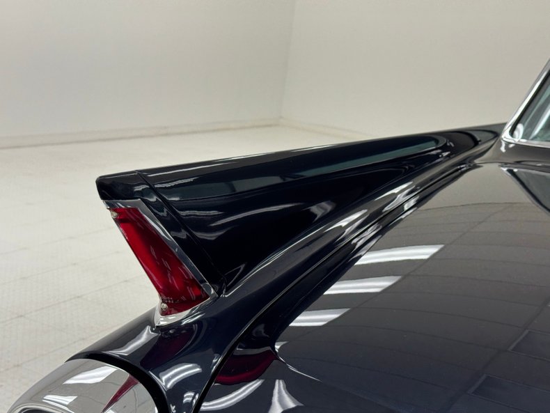 Cadillac-Deville-1962-Somerset-Blue-Metall-Gray-25