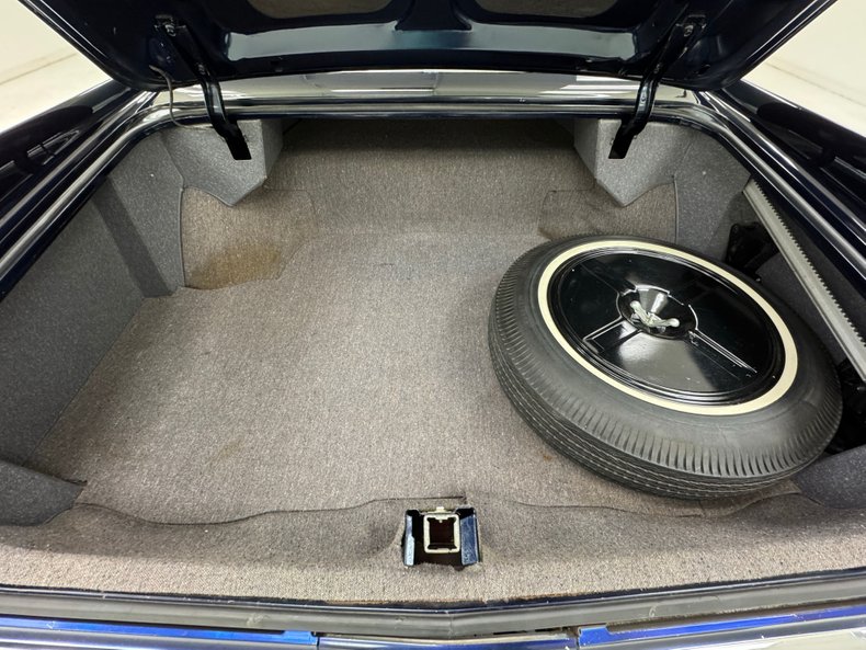 Cadillac-Deville-1962-Somerset-Blue-Metall-Gray-32