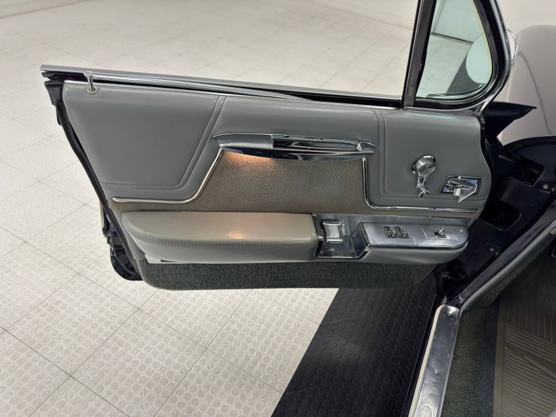 Cadillac-Deville-1962-Somerset-Blue-Metall-Gray-34