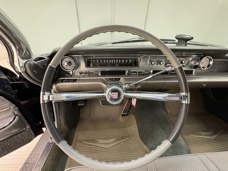 Cadillac-Deville-1962-Somerset-Blue-Metall-Gray-48