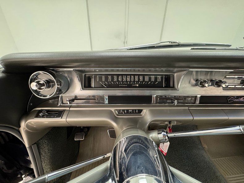 Cadillac-Deville-1962-Somerset-Blue-Metall-Gray-49
