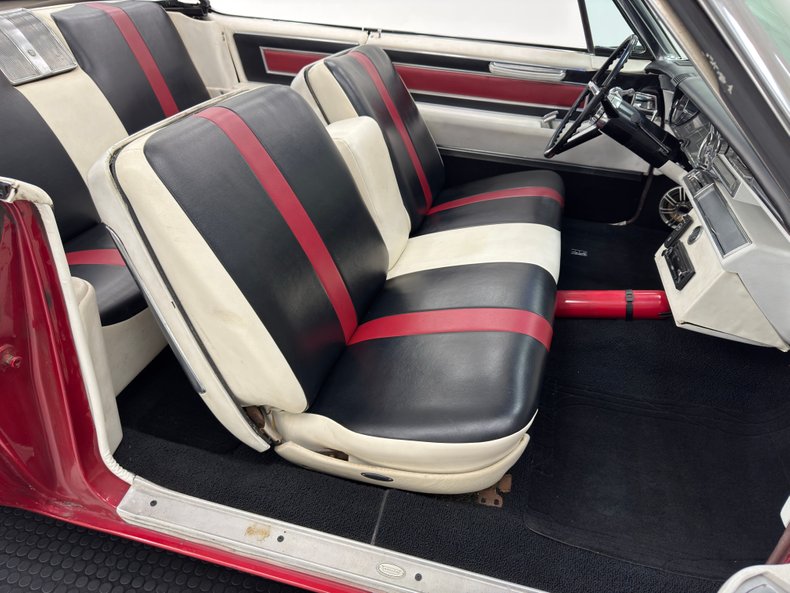 Cadillac-Deville-1966-Flamenco-Red-Metalli-Black-ampamp-White-14