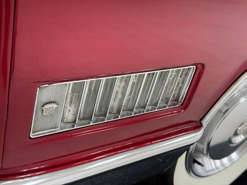 Cadillac-Deville-1966-Flamenco-Red-Metalli-Black-ampamp-White-22