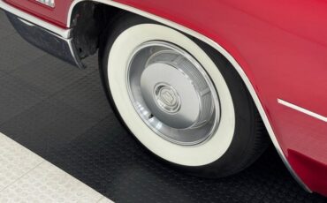 Cadillac-Deville-1966-Flamenco-Red-Metalli-Black-ampamp-White-23