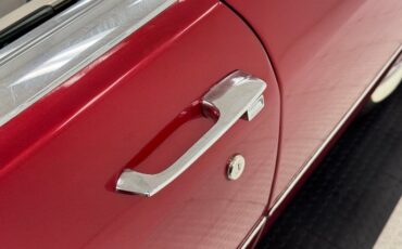 Cadillac-Deville-1966-Flamenco-Red-Metalli-Black-ampamp-White-28