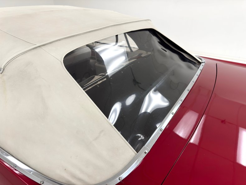 Cadillac-Deville-1966-Flamenco-Red-Metalli-Black-ampamp-White-29