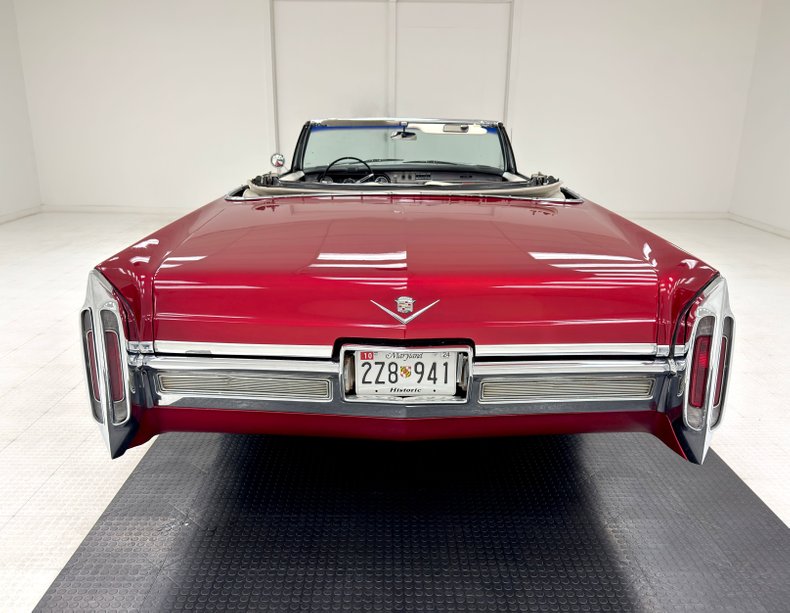 Cadillac-Deville-1966-Flamenco-Red-Metalli-Black-ampamp-White-5