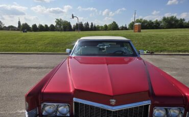 Cadillac-Deville-1970-Red-White-2