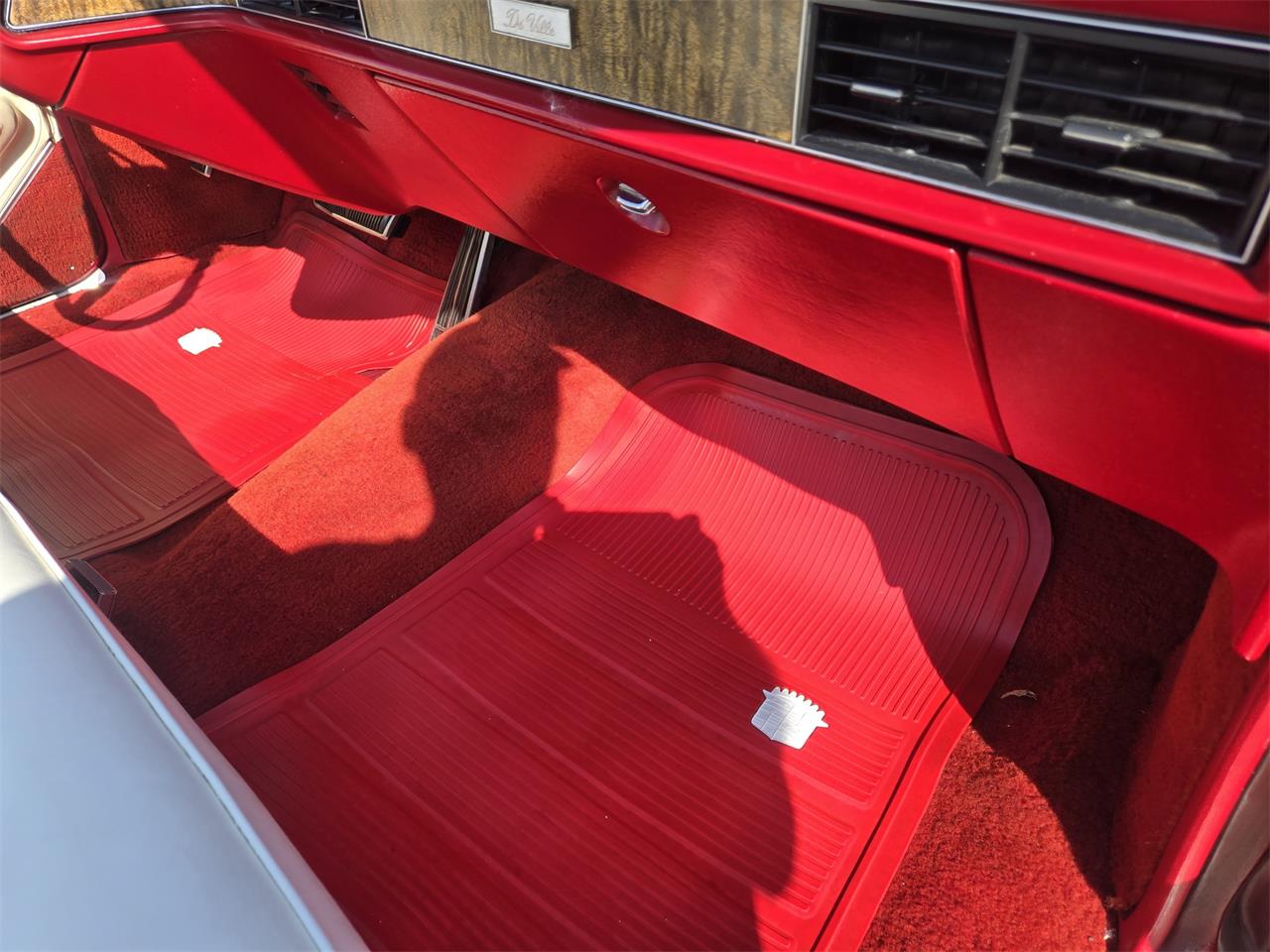 Cadillac-Deville-1970-Red-White-20