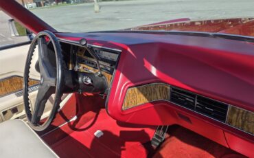 Cadillac-Deville-1970-Red-White-25
