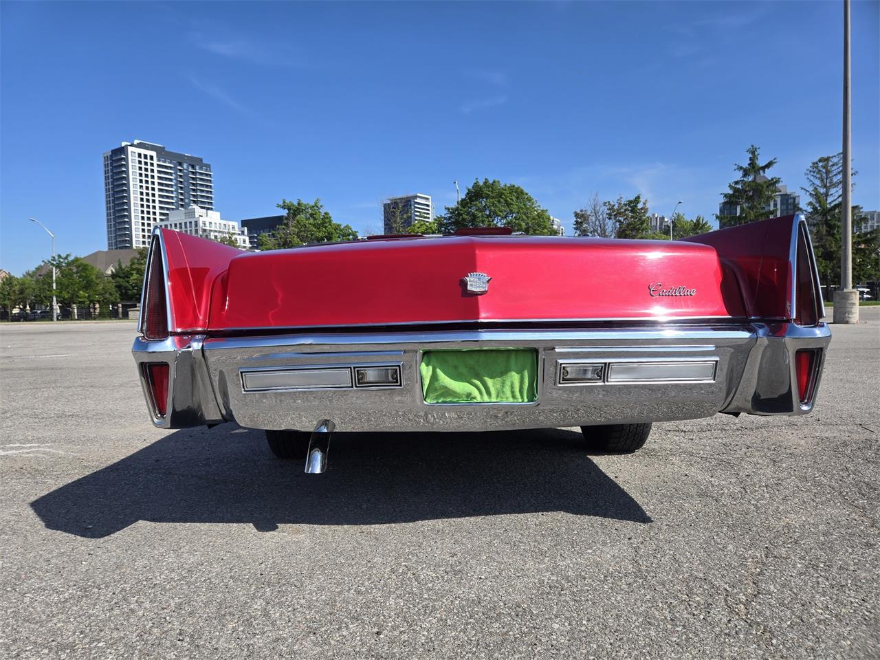 Cadillac-Deville-1970-Red-White-7
