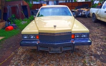 Cadillac-Deville-1979-5