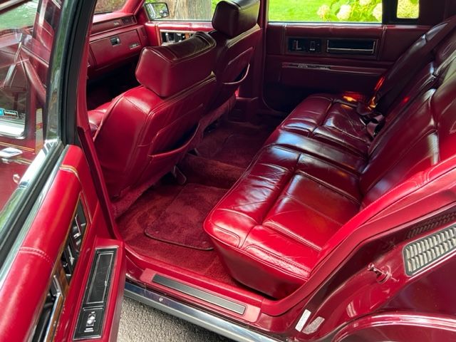 Cadillac-Deville-1989-Maroon-Red-14