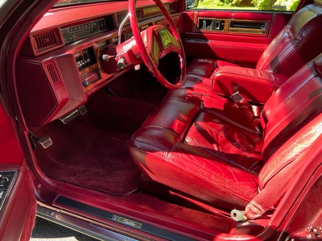 Cadillac-Deville-1989-Maroon-Red-16