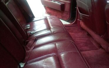 Cadillac-Deville-1990-15