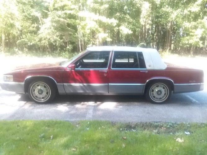Cadillac-Deville-1990-18