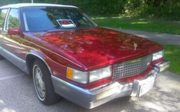 Cadillac-Deville-1990-34