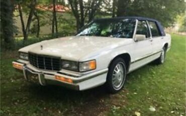 Cadillac-Deville-1992-White-Navy-leather