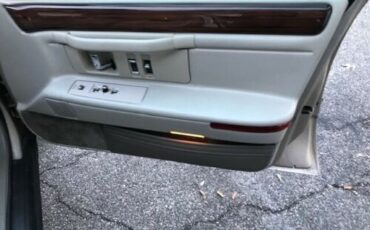 Cadillac-Deville-1995-23