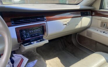 Cadillac-Deville-1995-Tan-Tan-6