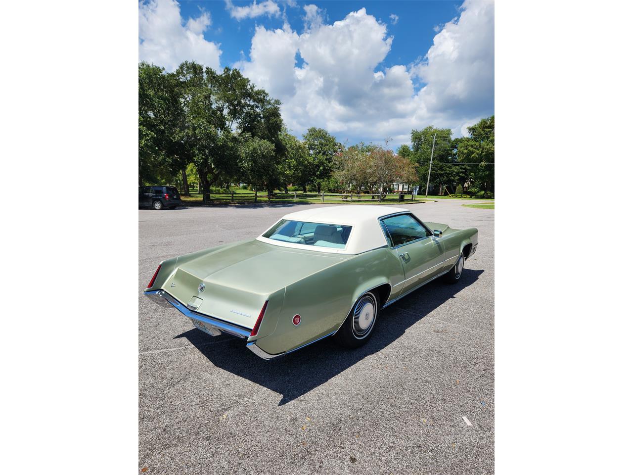 Cadillac-Eldorado-1970-Lanai-Green-White-2