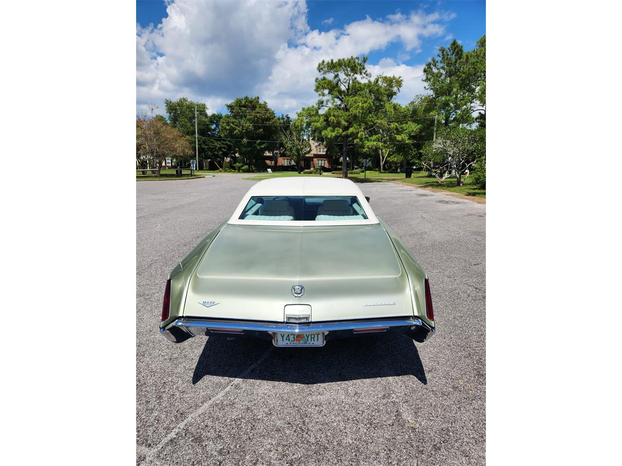 Cadillac-Eldorado-1970-Lanai-Green-White-3