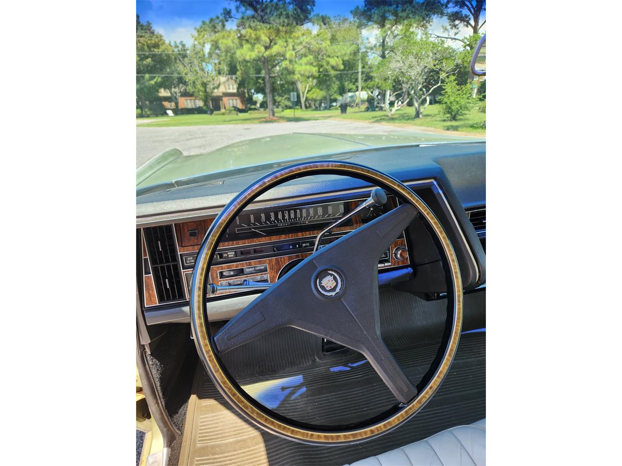 Cadillac-Eldorado-1970-Lanai-Green-White-8