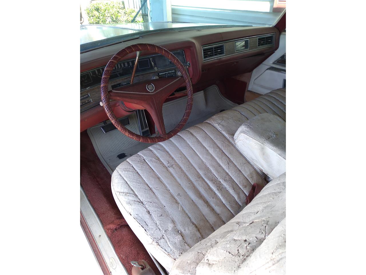 Cadillac-Eldorado-1971-Burgundy-White-25