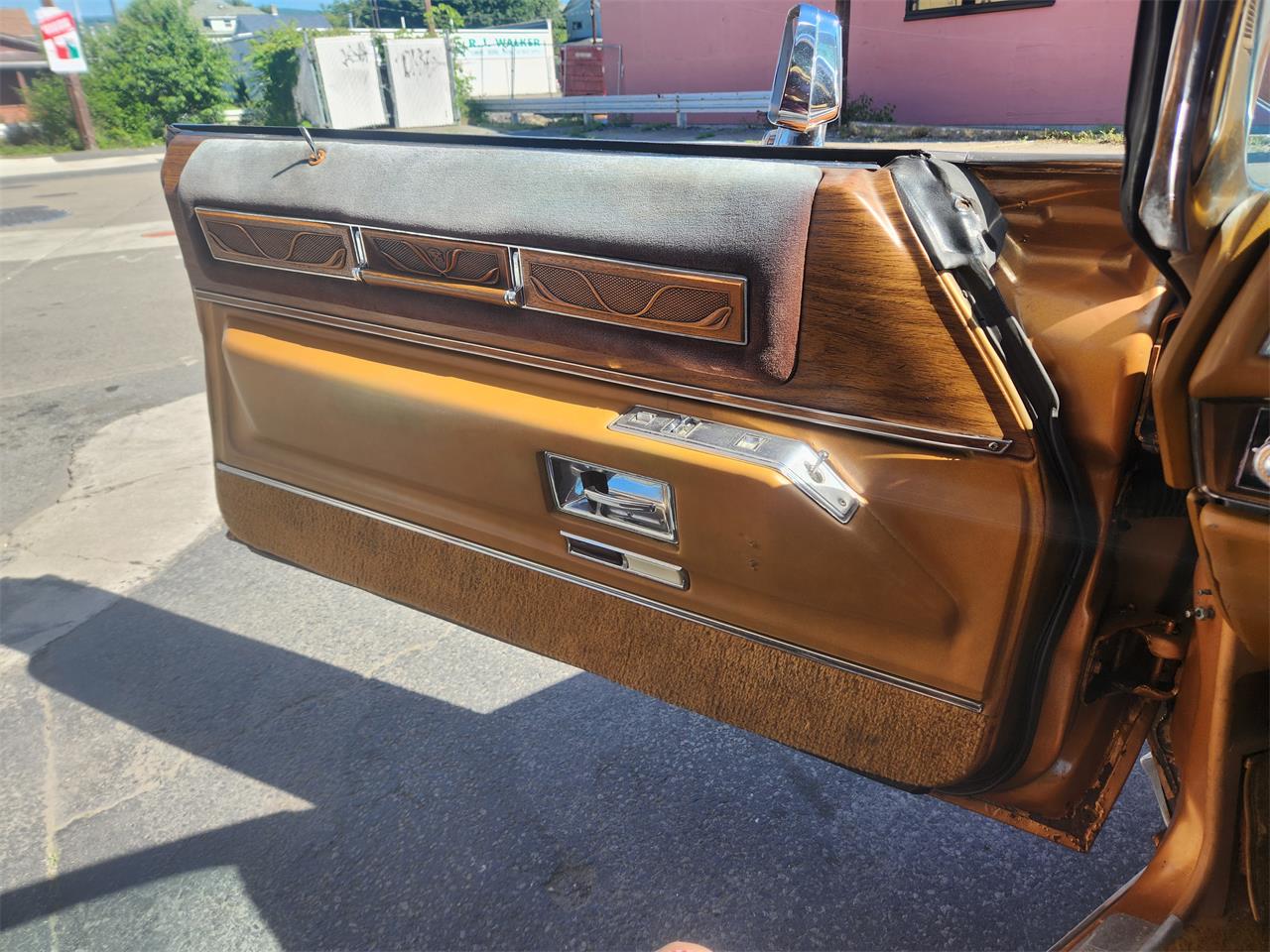 Cadillac-Eldorado-1974-Victorian-Amber-Fire-Victorian-Amber-Fire-14