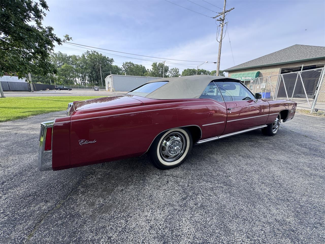 Cadillac-Eldorado-1975-Wine-Red-Wine-Red-3