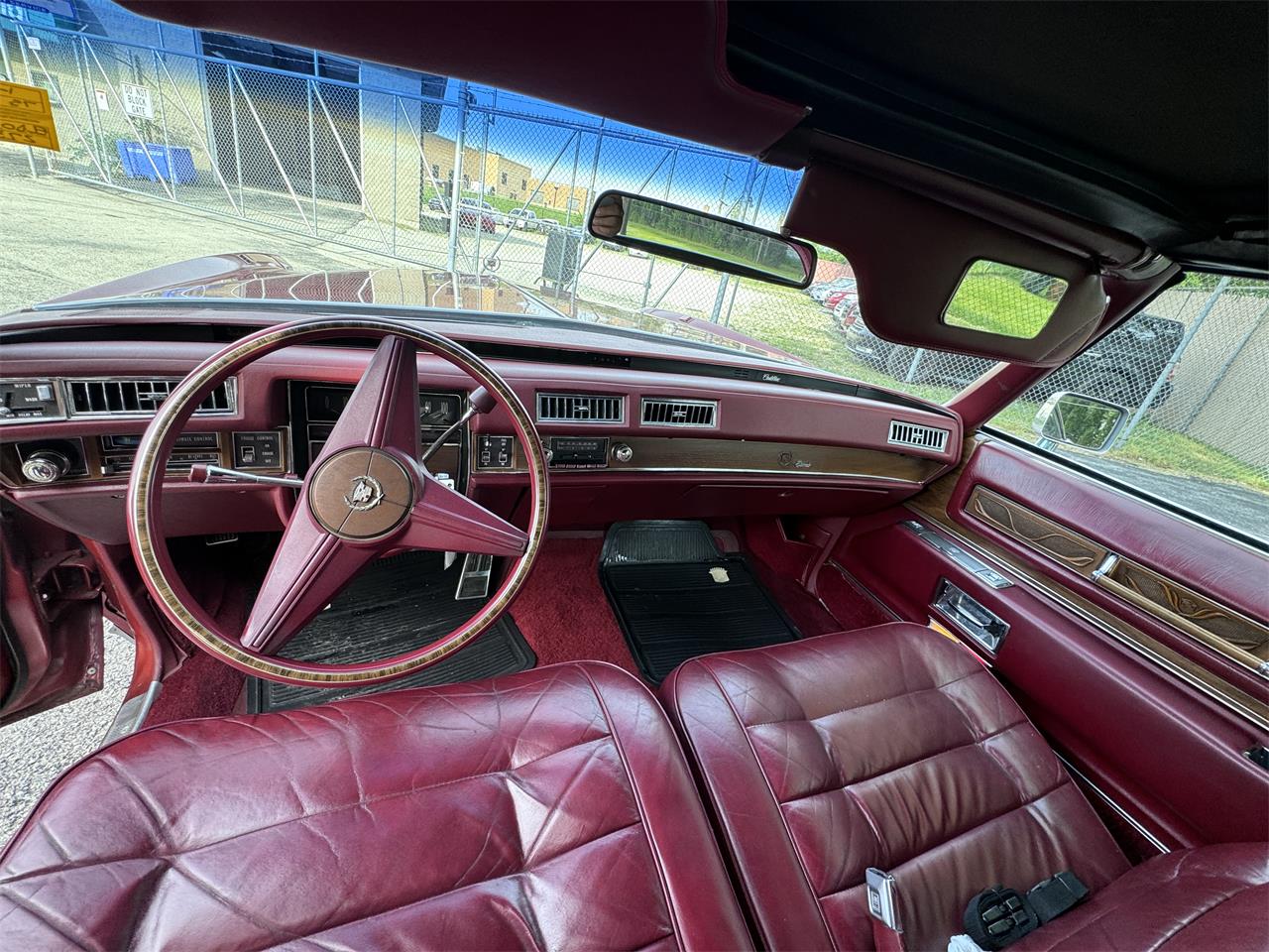 Cadillac-Eldorado-1975-Wine-Red-Wine-Red-9