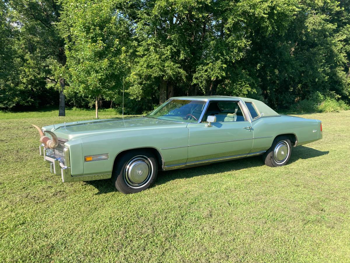 Cadillac-Eldorado-1975-green-10