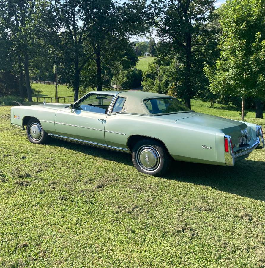 Cadillac-Eldorado-1975-green-12