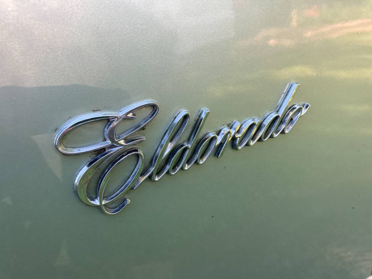 Cadillac-Eldorado-1975-green-5