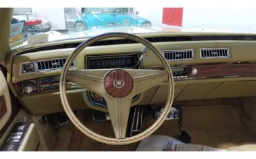 Cadillac-Eldorado-1976-Beige-Beige-14
